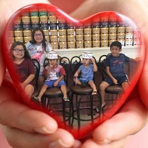 Meet your Posher, Monica